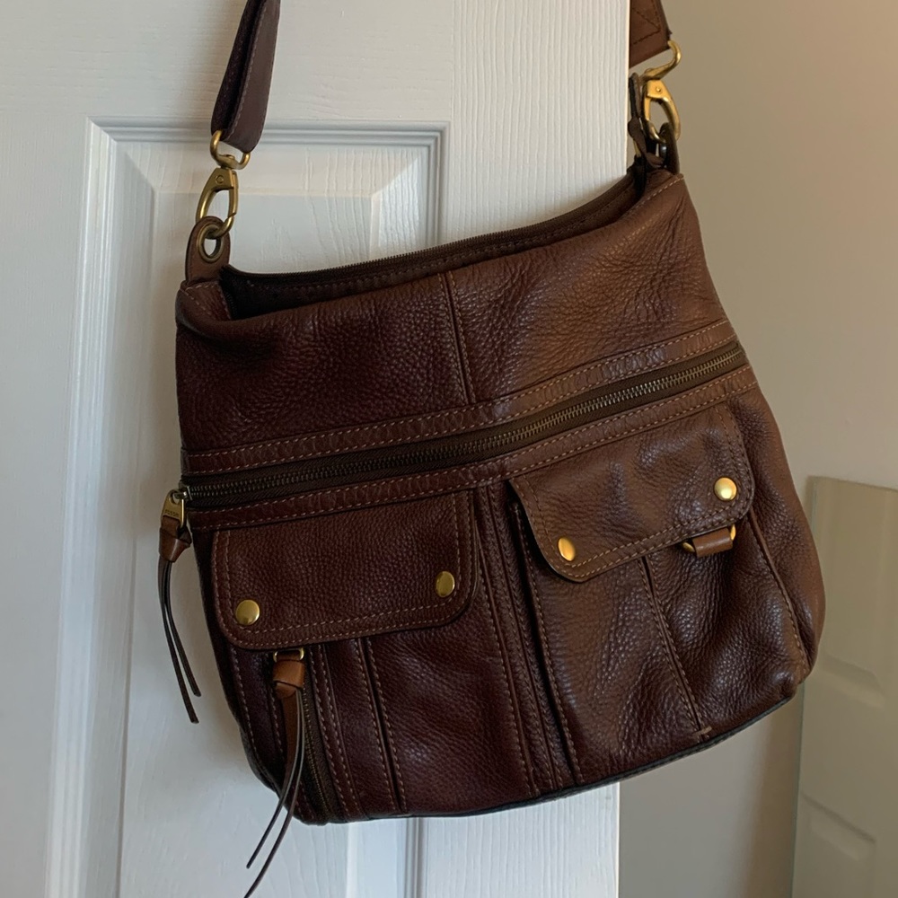 Fossil dark brown purse - lightly used